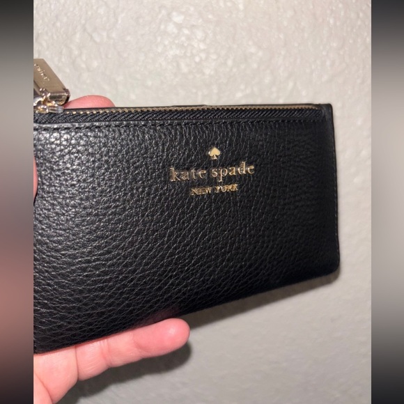 Kate spade wallet - Picture 1 of 3